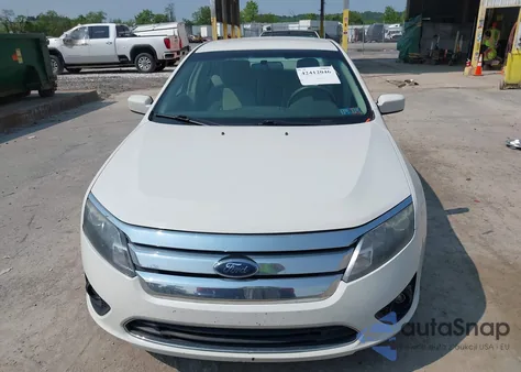 2010 Ford Fusion Se z USA, uszkodzony, nr VIN 3FAHP0HA5AR120704